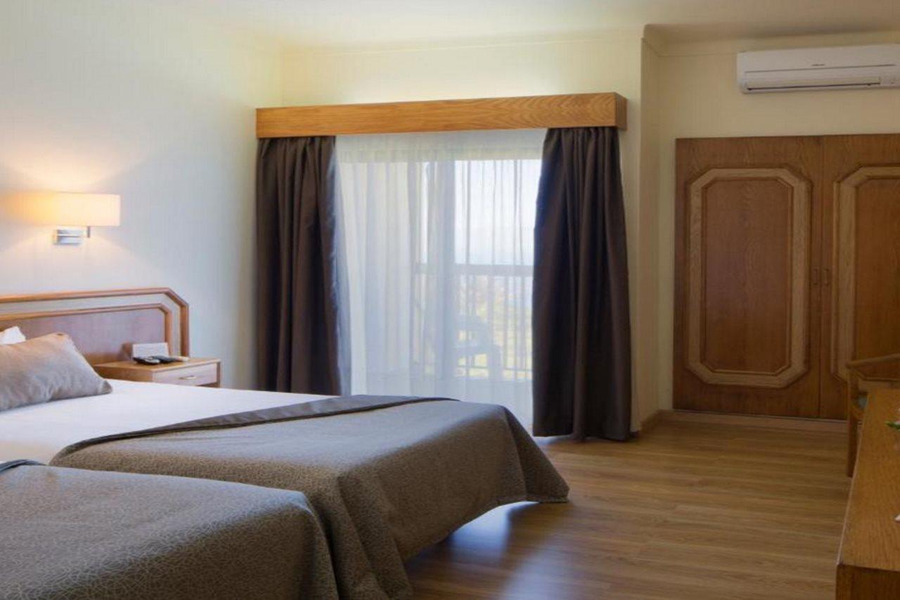 Hotel Sao Jorge Garden 벨라스 외부 사진