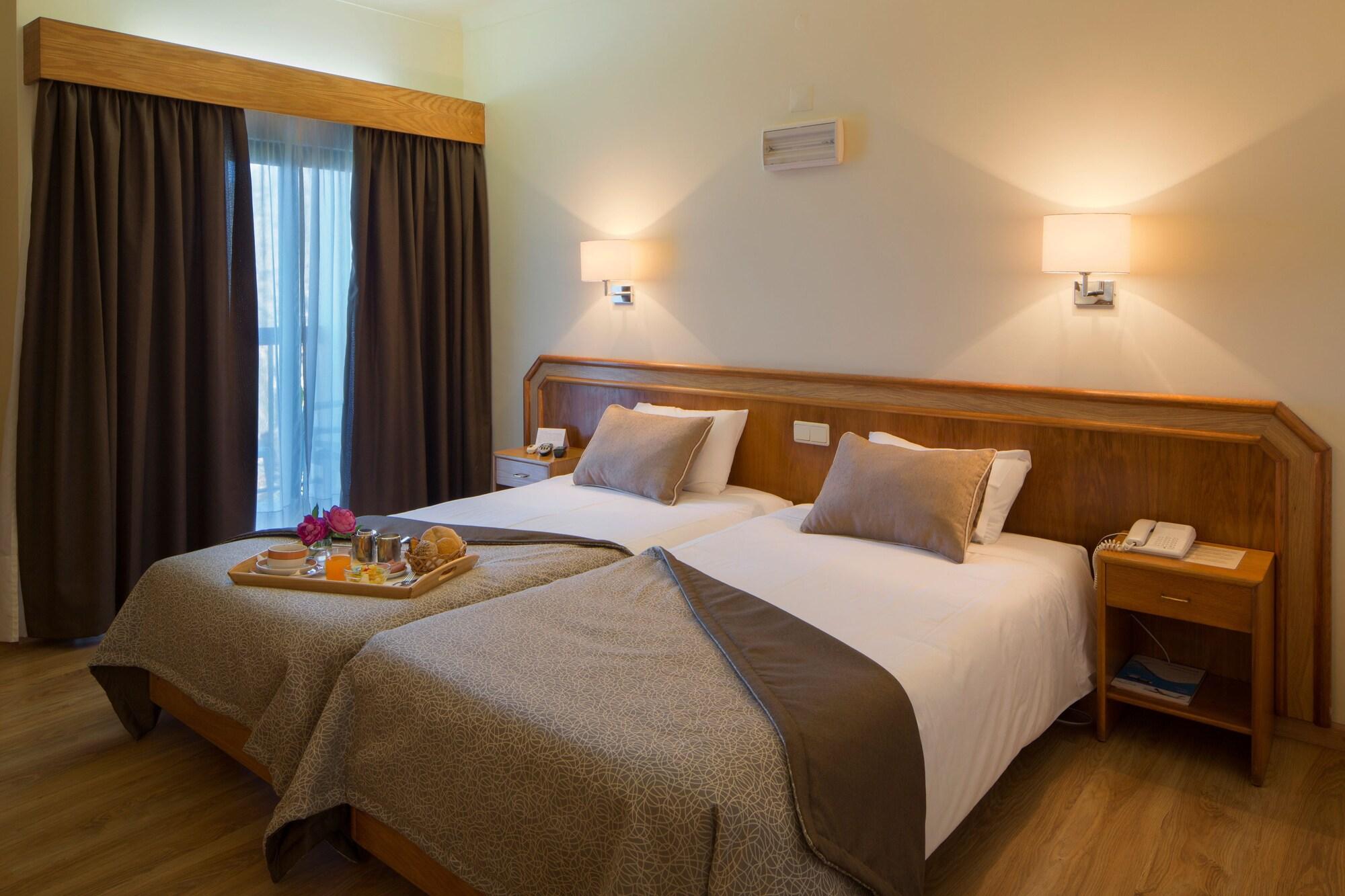 Hotel Sao Jorge Garden 벨라스 외부 사진