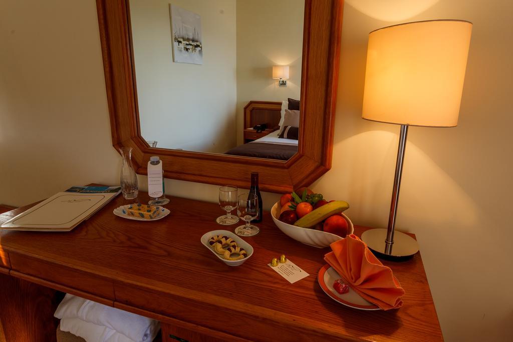 Hotel Sao Jorge Garden 벨라스 외부 사진